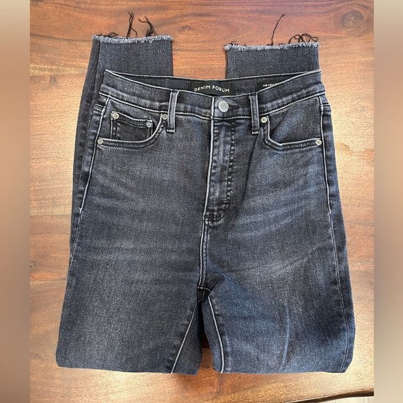 aritzia Denim Forum The Lola High Rise Skinny 26L ~ size 26 - Picture 5 of 6